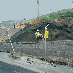 Geoblok Toprakarme İstinat Duvarı Uygulaması