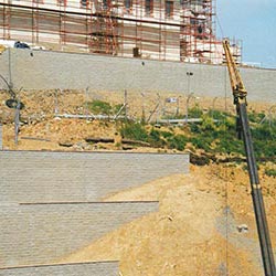 Geoblok Type Mechanically Stabilized Earth Wall Application