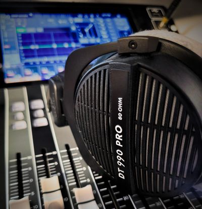 drop | rehearsal and recording studios features